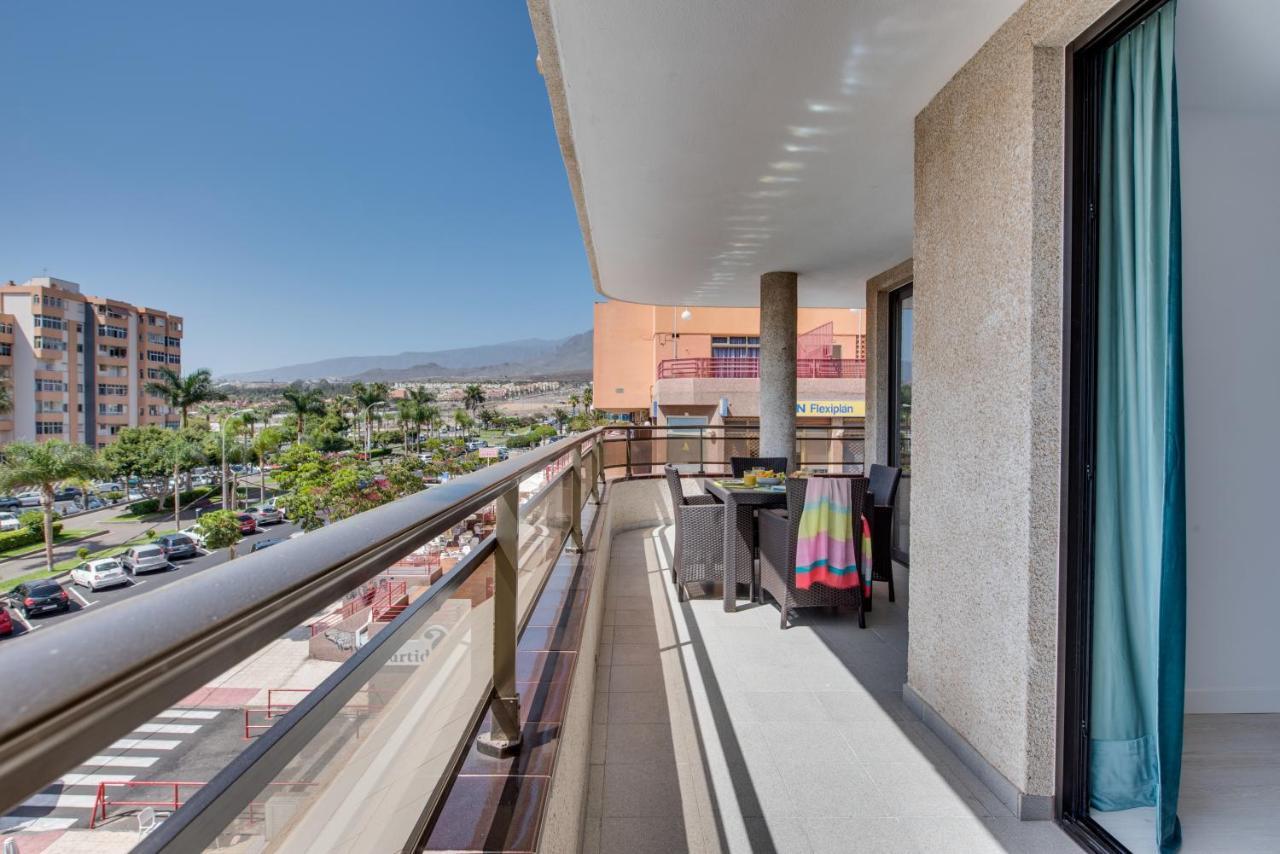 Modern Apartments Los Cristianos Center Экстерьер фото